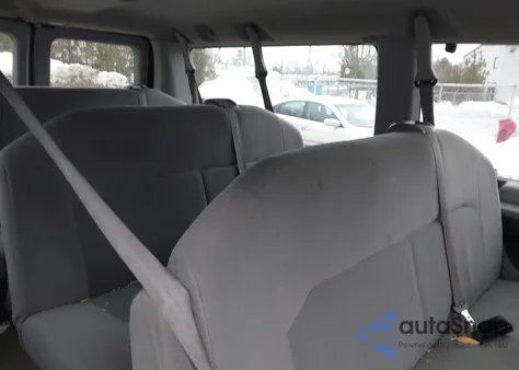 2012 Ford E-350 Super Duty Xlt z USA, uszkodzony, nr VIN 1FBNE3BL6CDA07889